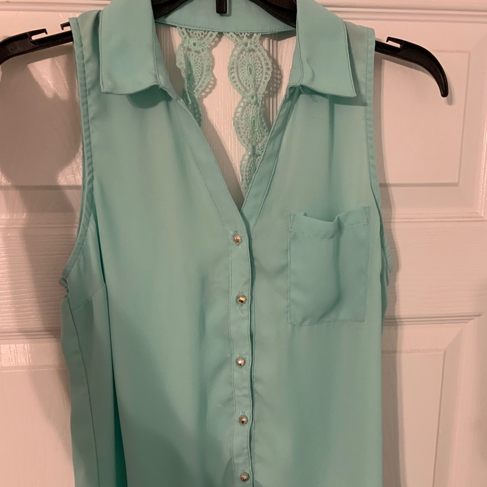 Charlotte Russe Top!